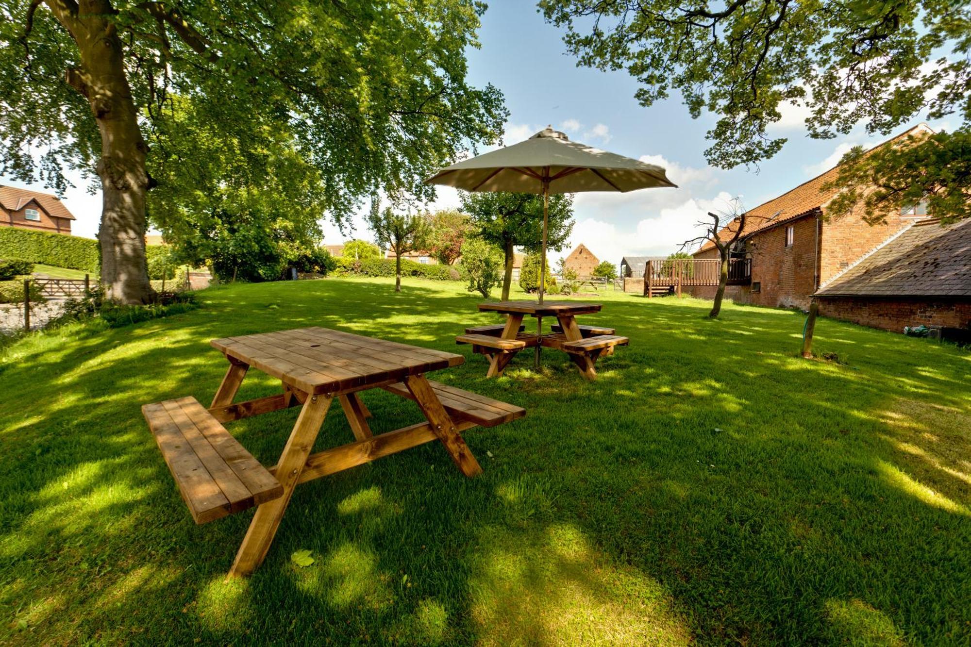 The Dovecote Inn Laxton Exterior photo